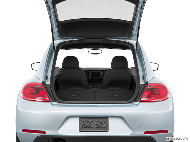 2016 Volkswagen The Beetle Classic | Hatchback & SUV rear angle