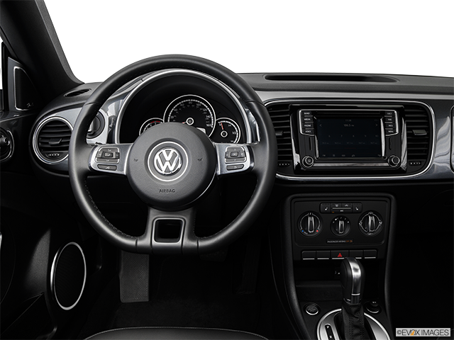 2016 Volkswagen The Beetle Convertible | Steering wheel/Center Console