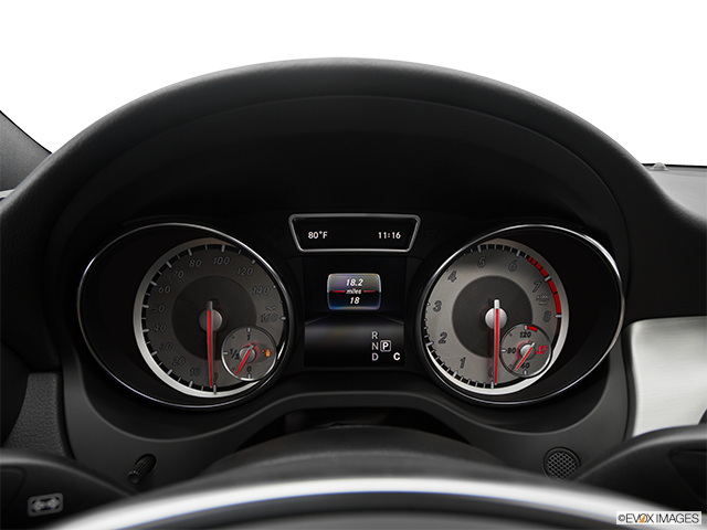2016 Mercedes-Benz CLA-Class | Speedometer/tachometer