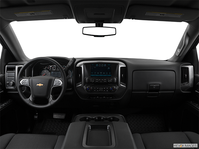 2016 Chevrolet Silverado 1500 | Centered wide dash shot