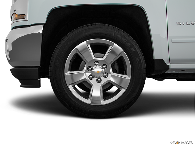 2016 Chevrolet Silverado 1500 | Front Drivers side wheel at profile