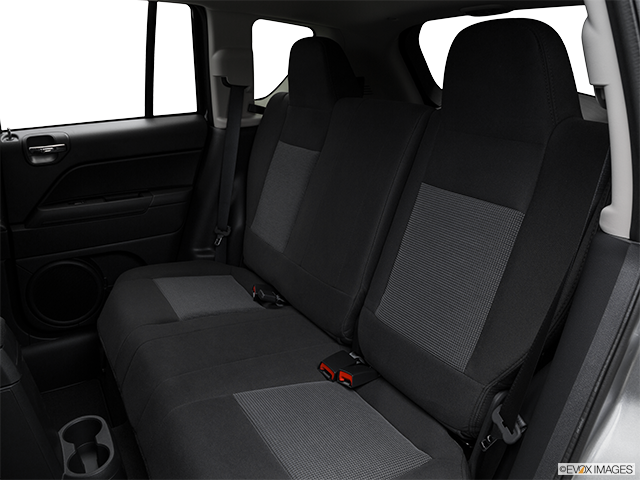 2016 Jeep Compass | Rear seats from Drivers Side