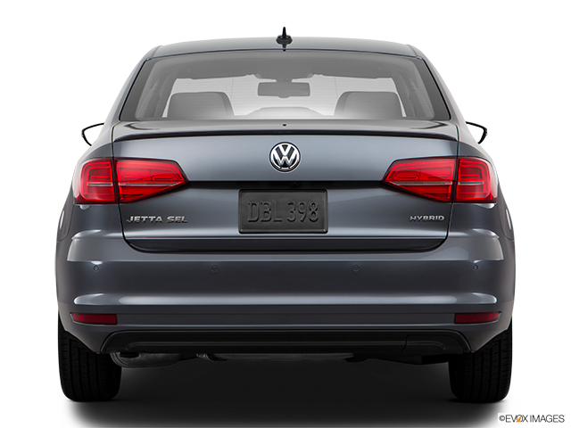 2016 Volkswagen Jetta Turbocharged Hybrid | Low/wide rear