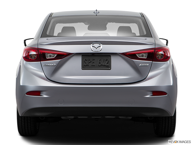 2016 Mazda MAZDA3 | Low/wide rear