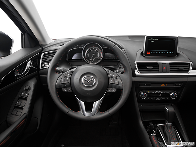 2016 Mazda MAZDA3 | Steering wheel/Center Console