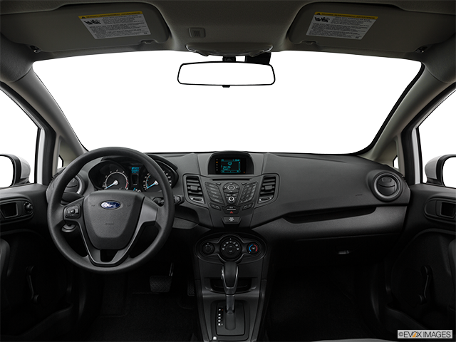 2016 Ford Fiesta | Centered wide dash shot