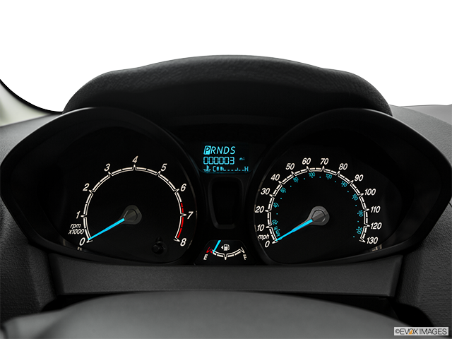 2016 Ford Fiesta | Speedometer/tachometer