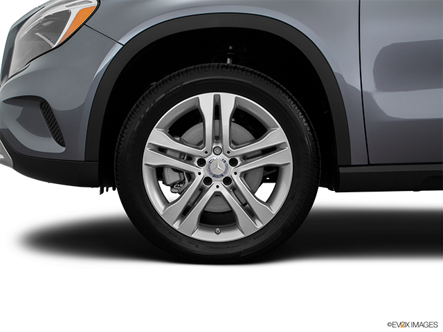 2016 Mercedes-Benz GLA-Class | Front Drivers side wheel at profile