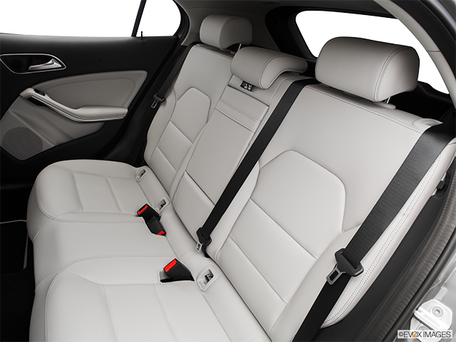 2016 Mercedes-Benz GLA-Class | Rear seats from Drivers Side