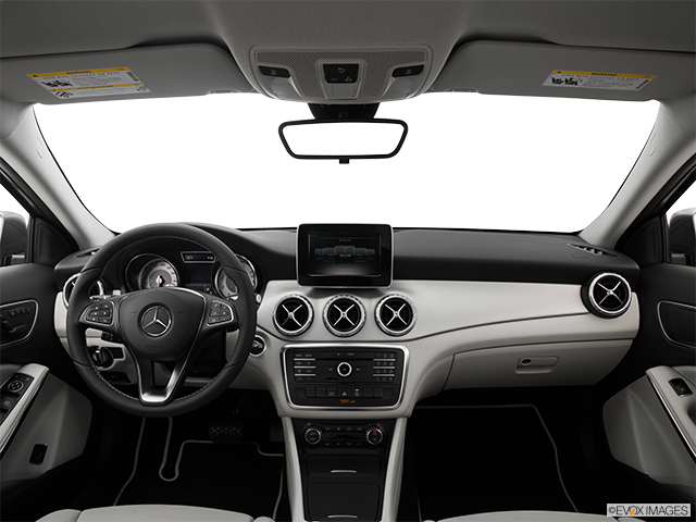 2016 Mercedes-Benz GLA-Class | Centered wide dash shot