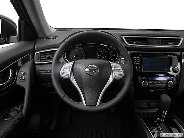 2016 Nissan Rogue | Steering wheel/Center Console
