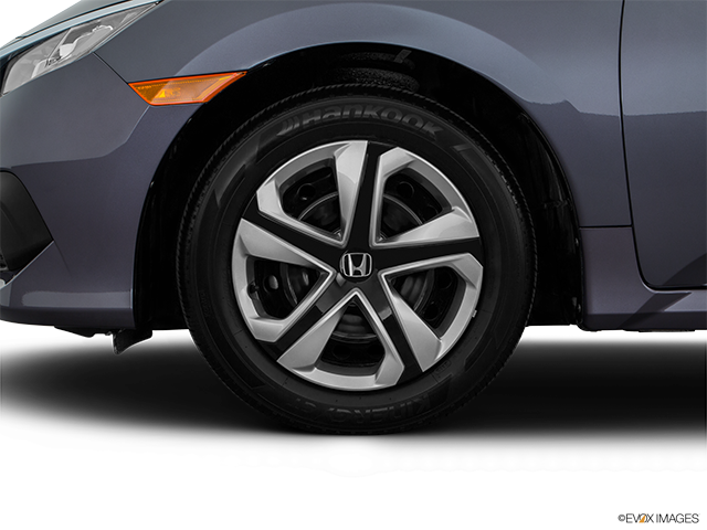 2016 Honda Civic Sedan | Front Drivers side wheel at profile