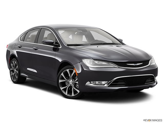 2017 Chrysler 200 | Front passenger 3/4 w/ wheels turned