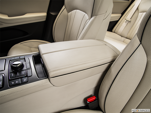 2016 Hyundai Genesis | Front center console with closed lid, from driver’s side looking down