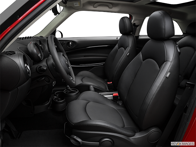 2016 MINI Paceman | Front seats from Drivers Side