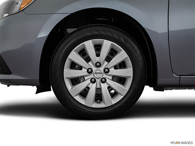 2016 Nissan Sentra | Front Drivers side wheel at profile
