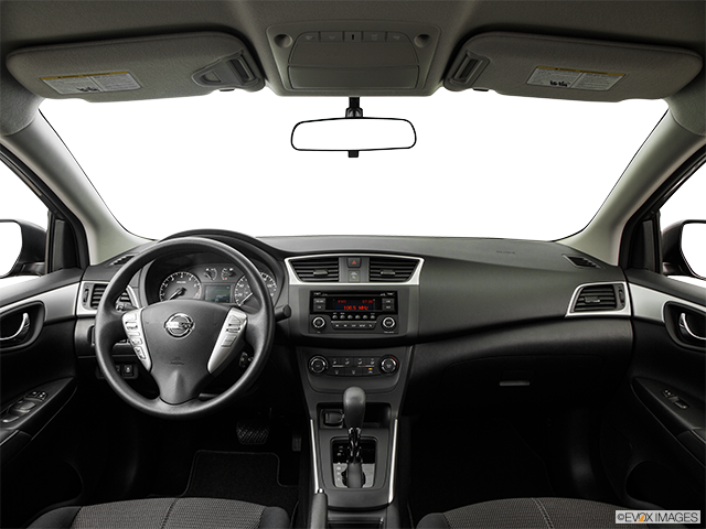 2016 Nissan Sentra | Centered wide dash shot