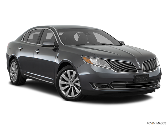 2016 Lincoln MKS | Front passenger 3/4 w/ wheels turned