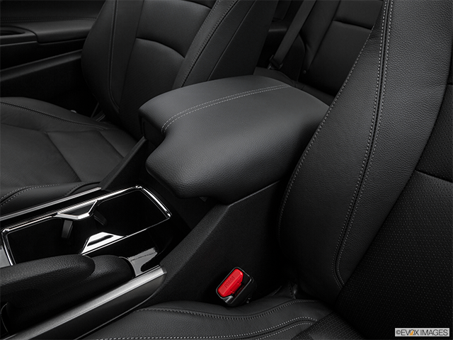 2016 Honda Accord Coupe | Front center console with closed lid, from driver’s side looking down