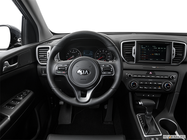 2017 Kia Sportage | Steering wheel/Center Console