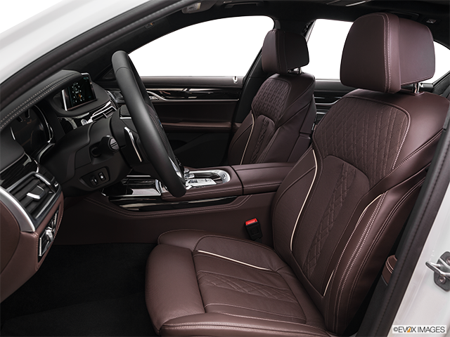 2016 BMW 7 Series | Front seats from Drivers Side