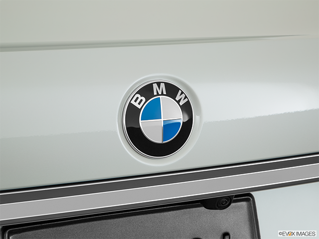 2016 BMW Série 7 | Rear manufacturer badge/emblem