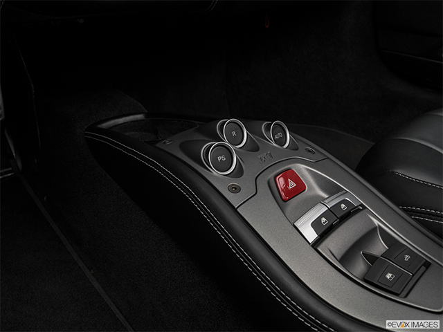 2015 Ferrari 458 Spider | Gear shifter/center console