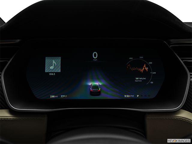 2016 Tesla Model X | Speedometer/tachometer