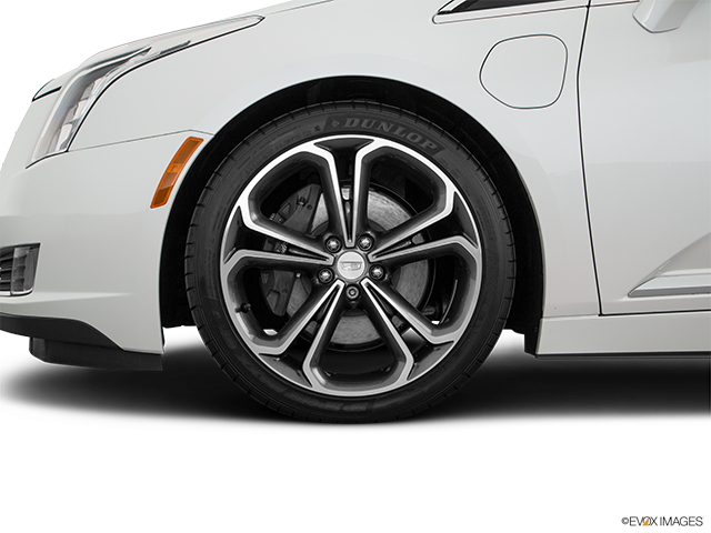 2016 Cadillac ELR | Front Drivers side wheel at profile