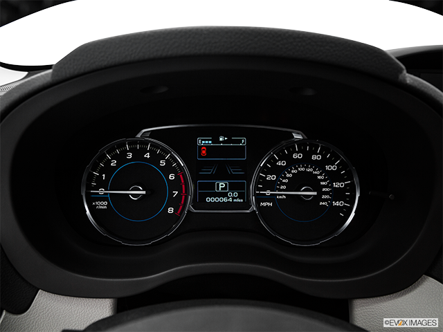 2017 Subaru Forester | Speedometer/tachometer