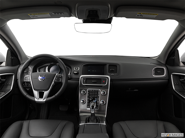 2016 Volvo V60 | Centered wide dash shot