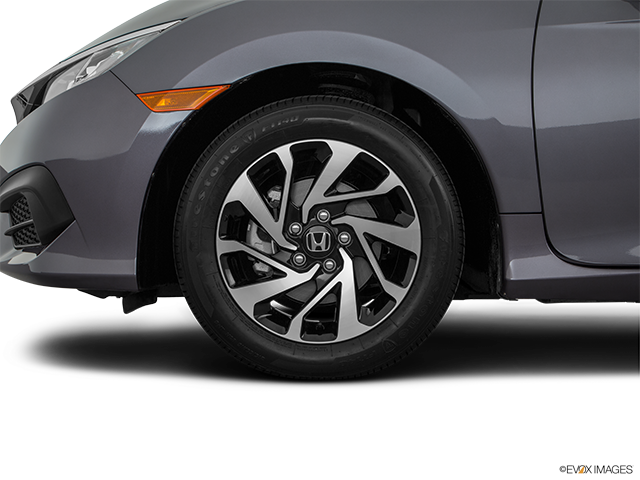 2016 Honda Civic Coupe | Front Drivers side wheel at profile
