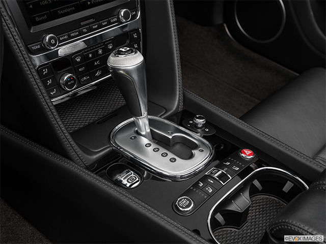 2017 Bentley Continental GT | Gear shifter/center console