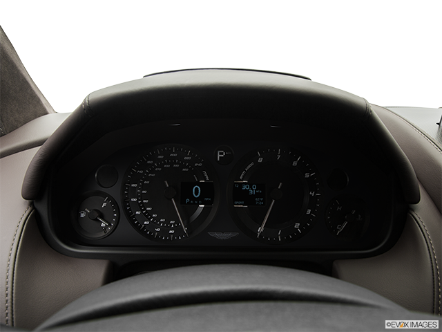 2016 Aston Martin DB9 | Speedometer/tachometer