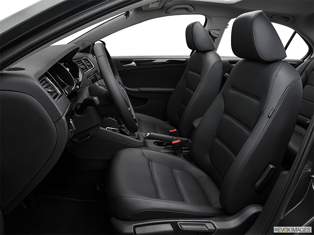 2016 Volkswagen Jetta | Front seats from Drivers Side