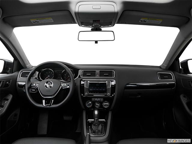 2016 Volkswagen Jetta | Centered wide dash shot