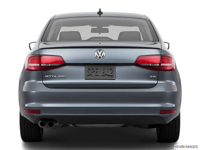 2016 Volkswagen Jetta | Low/wide rear