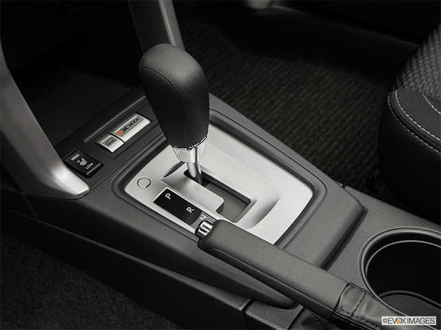 2017 Subaru Forester | Gear shifter/center console