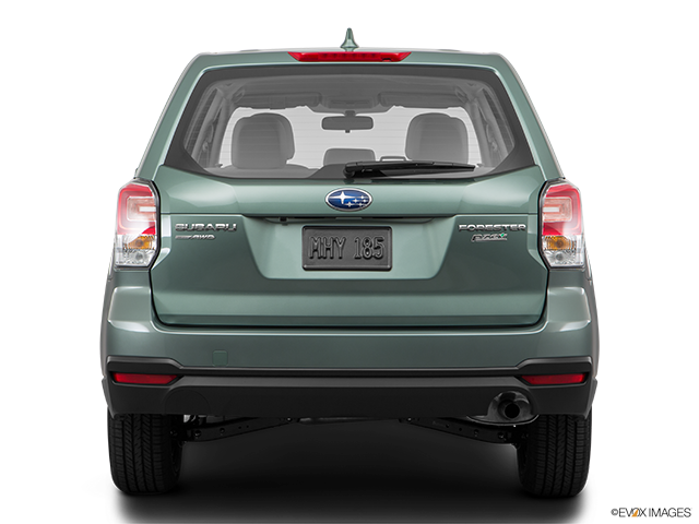 2017 Subaru Forester | Low/wide rear