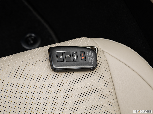 2016 Lexus GS 350 | Key fob on driver’s seat