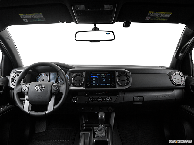 2016 Toyota Tacoma | Centered wide dash shot