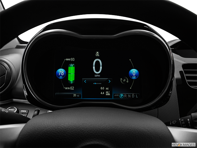 2016 Chevrolet Spark | Speedometer/tachometer