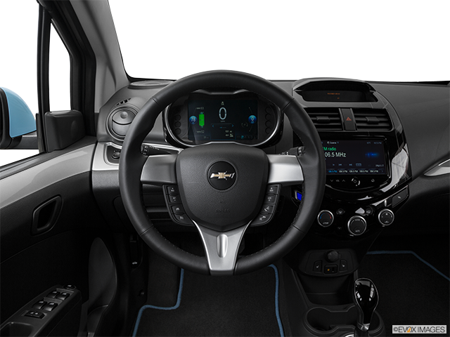 2016 Chevrolet Spark | Steering wheel/Center Console