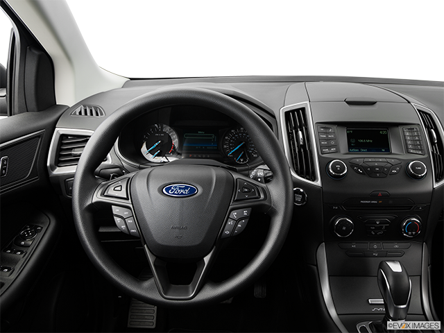2016 Ford Edge | Steering wheel/Center Console