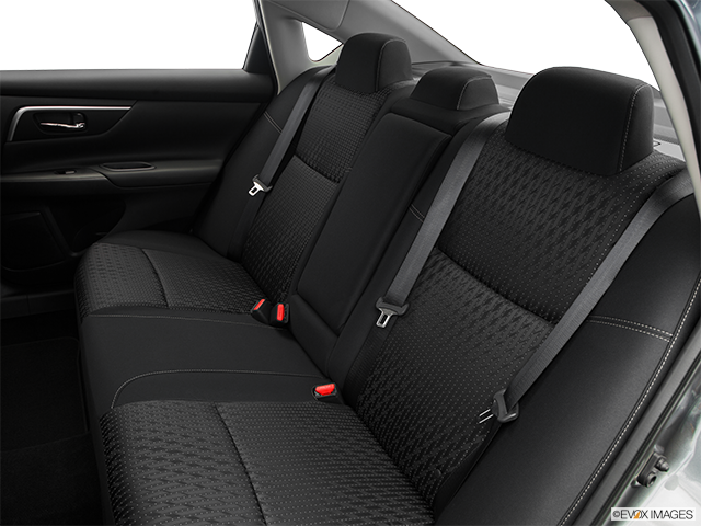 2016 Nissan Altima | Rear seats from Drivers Side