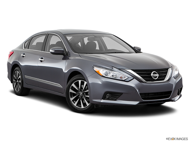 2016 Nissan Altima | Front passenger 3/4 w/ wheels turned