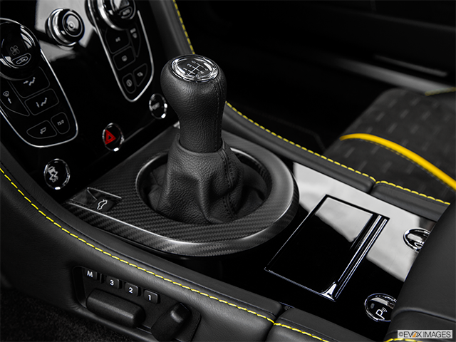 2016 Aston Martin V8 Vantage Roadster | Gear shifter/center console