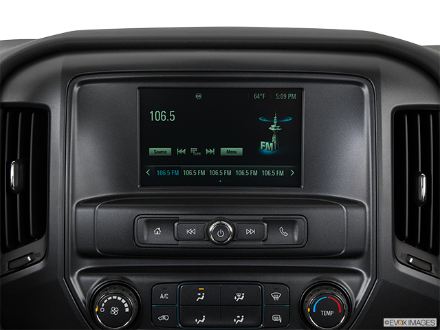 2016 Chevrolet Silverado 2500HD | Closeup of radio head unit