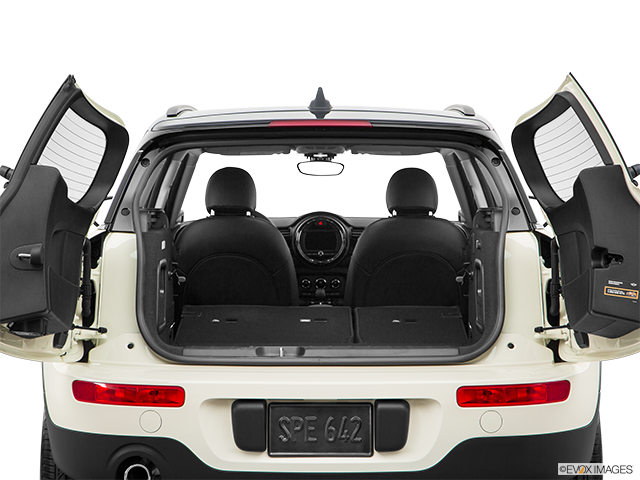 2016 MINI Clubman: Price, Review, Photos (Canada) | Driving