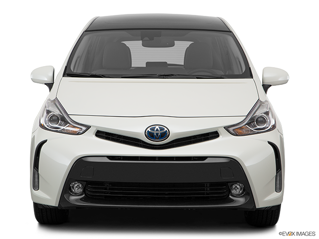 2018 Toyota Prius v | Low/wide front